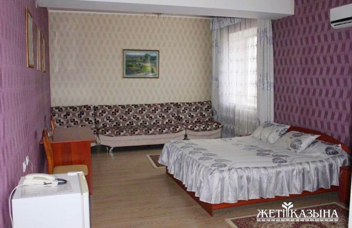 Гостиничный Комплекс Жеты Казына Zharkent Exterior foto